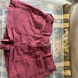 American eagle maroon shorts